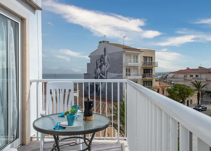 Yourhouse Monges With Sea Views